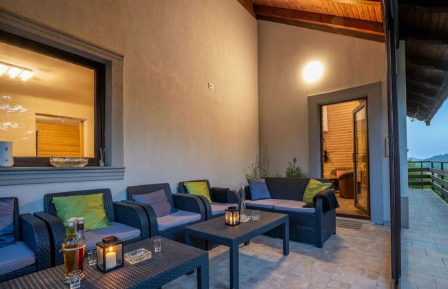 Berguitje met Binnenzwembad - Foto 10