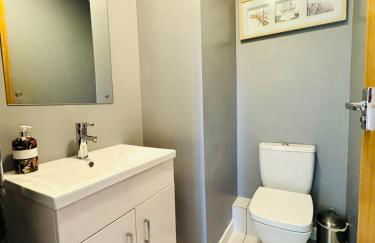 Beautiful 2 Bedroom Sea View - Free Onsite Parking - Photo 8