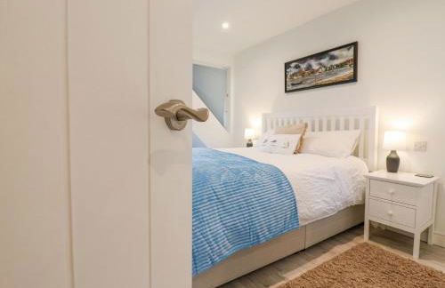 Bucket and Spades- Right on the Beach - Foto 36