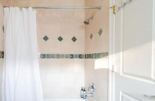 H St Sanctuary Capitol Hill Carriage House - Photo 18