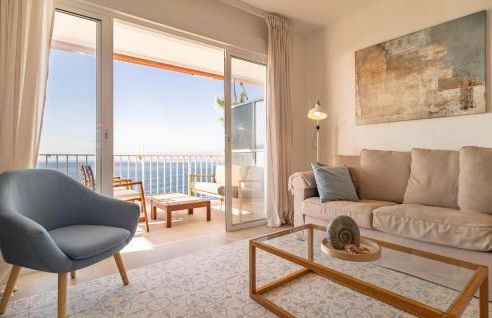 Stunning Apartment In Almuñecar - Photo 2
