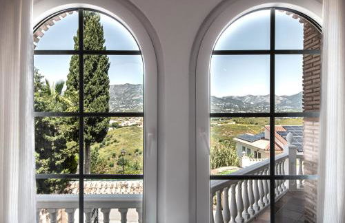 Luxury villa overlooking Fuengirola - Ref 86 - Photo 53