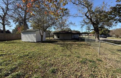 Charming 3-Bedroom Short-Term Rental in Port Neche - Foto 34