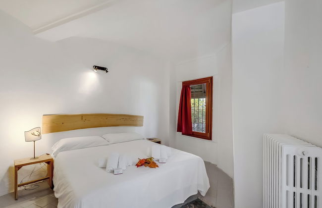 Garden Home - Photo 2