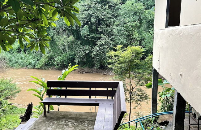 The Cascade - Mae Taeng Waterfall Bungalows - Photo 34