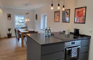 Stressfrei nahe LEGOLAND - 2 Ferienhäuser mit viel Platz für Familien & Gruppen - Foto 3