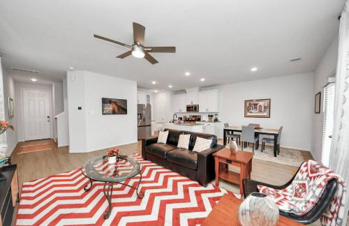 3BR Corporate & Family Getaway Near katy Mills - Foto 4