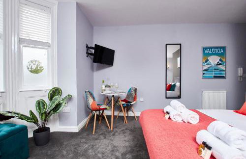 Delven House- Serviced Apartments - Photo 46