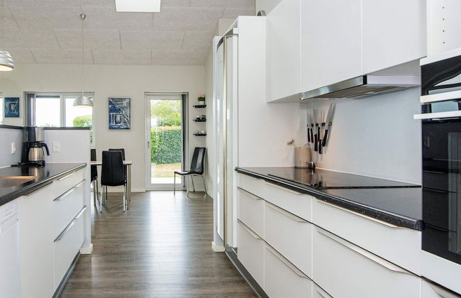 Luxury Holiday Home in Jutland near Sea - Photo 8