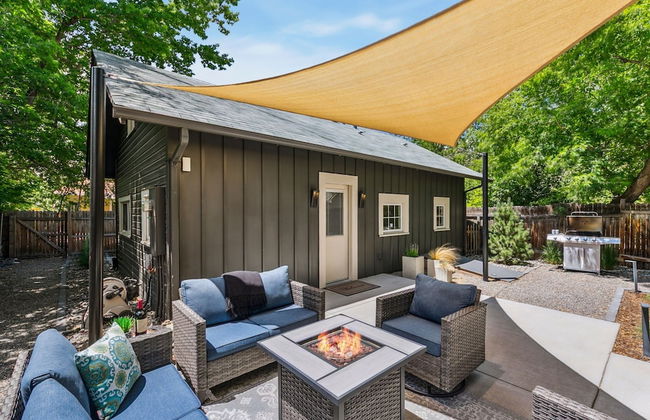 Chic Luxury Retreat in Old Town Walk Everywhere! - Foto 30