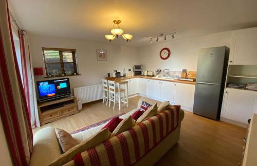 St Catherines, Winterborne Lodge - Photo 36