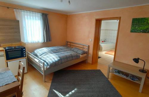 zentrale & ruhige Ferienwohnung - Foto 18