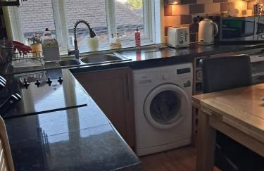 Woodside 2 - Photo 3