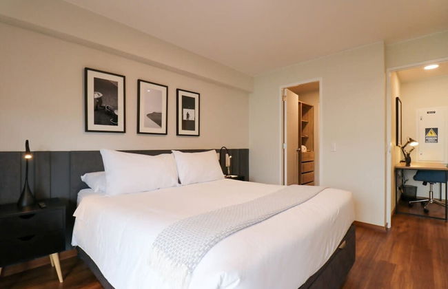 w Spectacular 1BR With Balcony in Miraflores - Photo 37