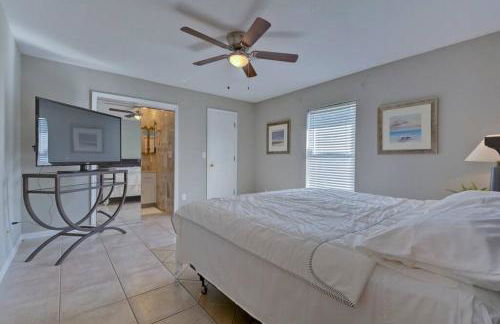 Ybor Casita! 3-Bedrooms Steps away from Centro Ybor! - Photo 18