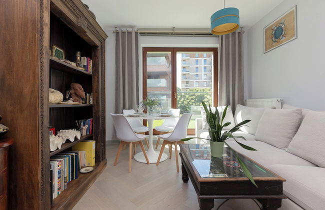 Okrzei Apartment Warsaw Praga by Renters - Photo 6