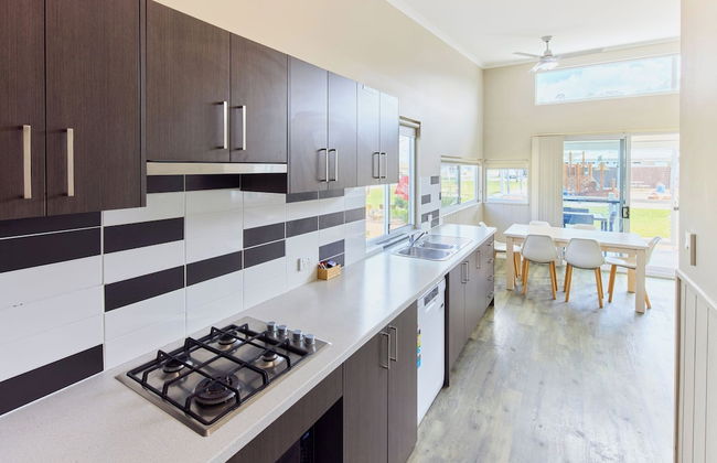 RAC Cervantes Holiday Park - Photo 17