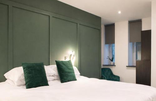 Central Bradford 1 Bed With Super King Bed Workspace WiFi & Netflix - Foto 1