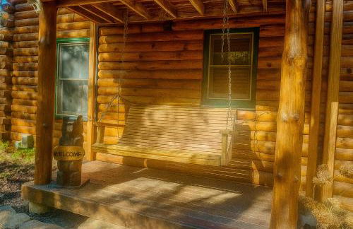 Crabapple-Secluded cabin with pond creek access, hot tube, fire pit in Blue Ridge - Photo 3