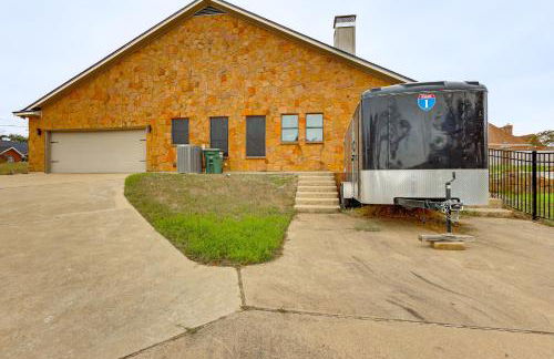 3 Mi to Lake! Belton Getaway with Outdoor Kitchen - Foto 29