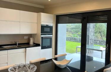 Charming house with garden in Angra do Heroísmo - Photo 12