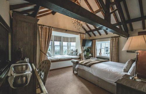 The Saddle Room - Photo 29