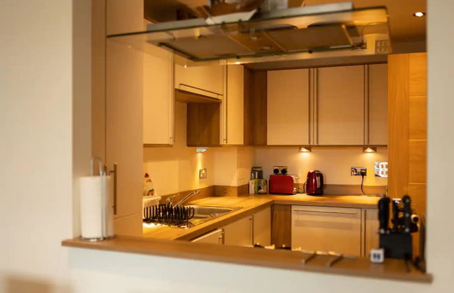 Comfy 2 Bedroom Apartment Near Edinburgh City Centre - Foto 8