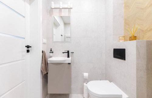 Apartament Brzeziny by Stay&Rest - szybki dojazd i parking - Photo 18