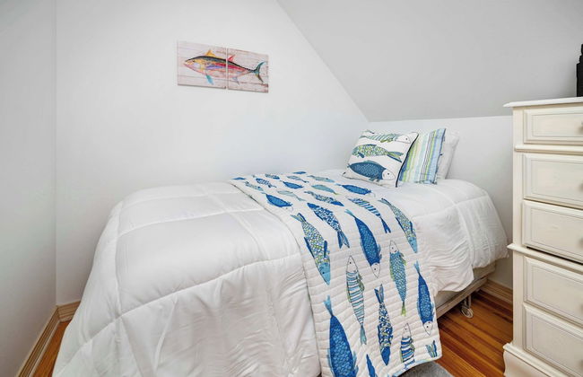 Secluded Waterfront Retreat for 23 Dock, Pets OK - Foto 11