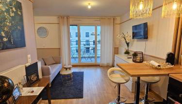 Biron deluxe studio flea market of Paris, porte de Montmartre - Foto 5