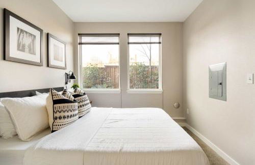 Stay Portland - Bright Studio Apartment - Food Carts & Local Shops - Photo 9