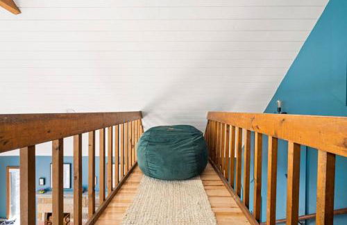 The Blue Forest Chalet - Kayak, Hike, Hot Tub - Foto 63