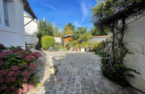 Maison lumineuse et élégante - Foto 27