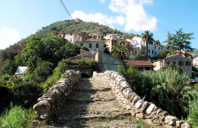 3 bedroom Apartment in Prelà with garden and terrace - Photo 14