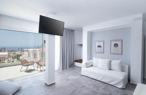 Sea View Luxury Villa White in Blue - Photo 20