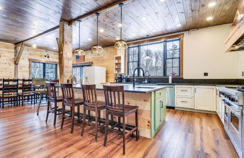 Maine Home with Hot Tub and Snowmobile Trail Access! - Foto 7