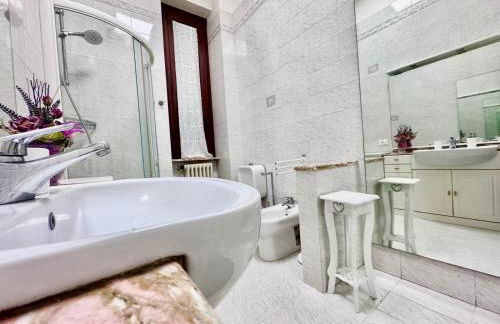 Kibilu - Luxury City Centre APT with Parking - Foto 35