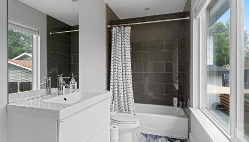 Detached 1 Bed 1 Bath In-law Suite 3 miles from Downtown! - Foto 5, Shower