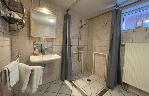 Apartment Résidence jaune et rose-1 by Interhome - Foto 9