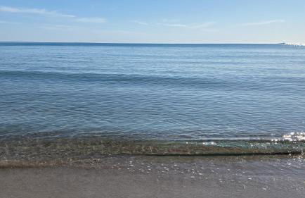 La Manga km 0, pisos estudios - planta baja - 100m de la playa - studio flats - ground floor - 100m from the beach, cada con bicis & tabla SUP, piscina & pádel & tenis & más - each with bikes & SUP board, pool & paddle & tennis & more - Foto 47