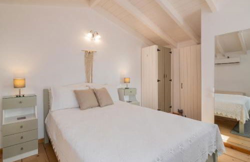 Villa Daniela - Private Pool and Serene Location, by ZanteWize - Foto 26