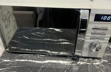 Modern Serviced Studio - Affordable Luxury with Free WIFI Free Parking Flat Screen Smart TV - Foto 6