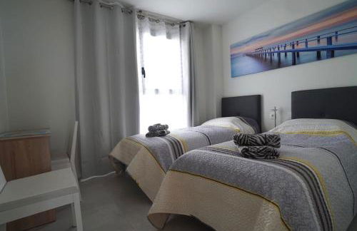 Deluxe sea view apartment with a swimming pool - Foto 12