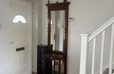 Cosy 2-bed semi-detached house by the lake - Foto 3