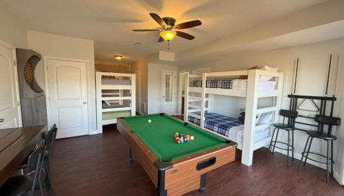 Spacious & Bright Lake Cabin, pet friendly, 8 beds - Foto 5