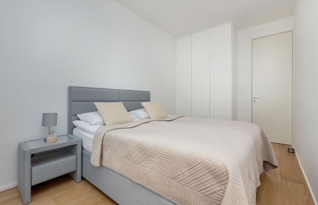 Apartment Cybernetyki 15 by Renters - Photo 4