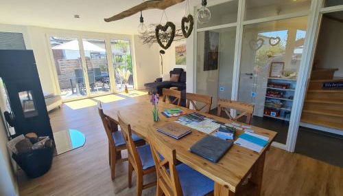 Villa Herzland Allgäu mit großem Garten und gemütlichem Kaminfeuer inklusive KÖNIGSCARD, Skipass, Bergbahn, Therme inkl - Foto 5