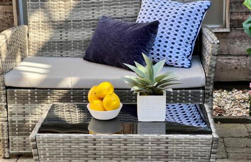 5 Bedroom Huge House in Best Location Parking Fireplace Back Yard - Foto 21