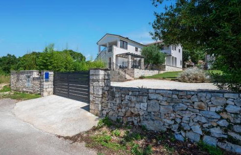 Amazing Home In Golas With Wifi - Foto 9