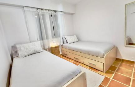 Apto fully equiped con piscina y gratis parking - Photo 22